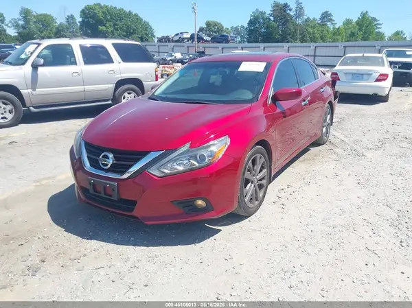 1N4AL3AP6JC471486 2018 NISSAN ALTIMA - Image 2
