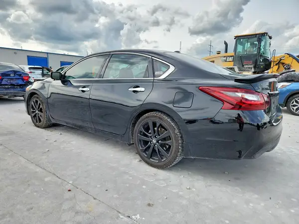 1N4AL3AP6JC471827 2018 NISSAN ALTIMA - Image 2