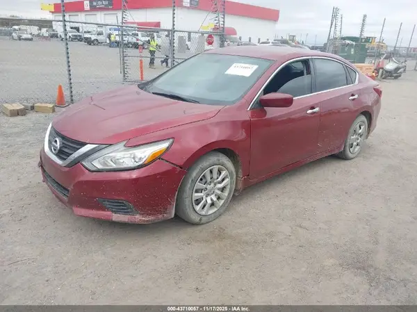 1N4AL3AP6JC472279 2018 NISSAN ALTIMA - Image 2