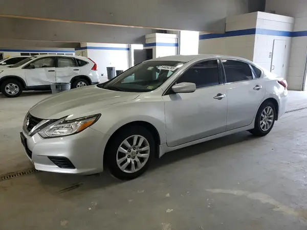 1N4AL3AP6JC473058 2018 NISSAN ALTIMA - Image 1