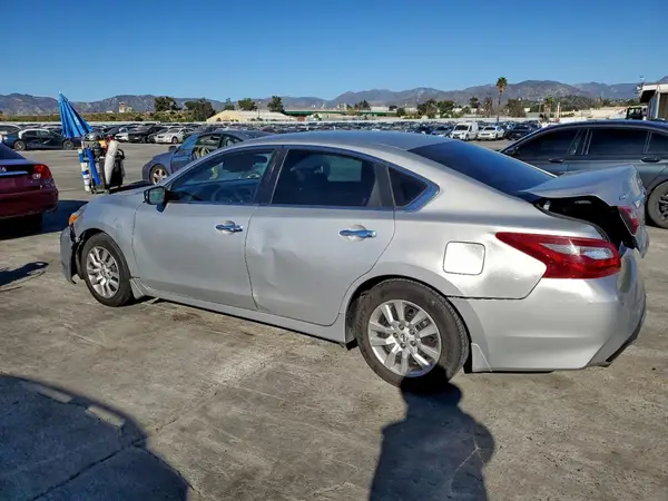 1N4AL3AP6JC474629 2018 NISSAN ALTIMA - Image 2