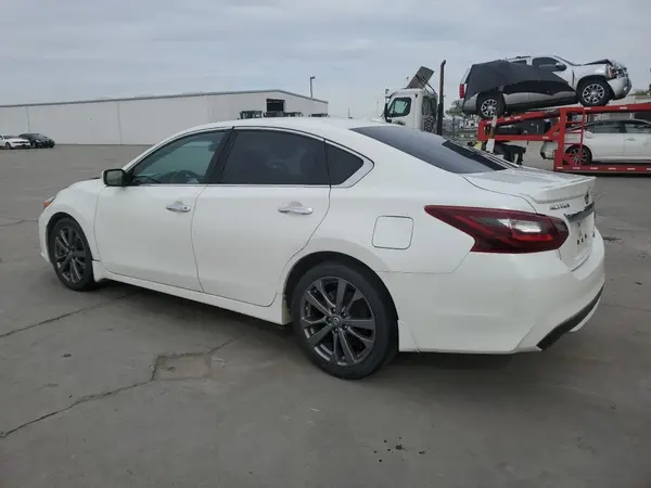1N4AL3AP6JC474789 2018 NISSAN ALTIMA - Image 2