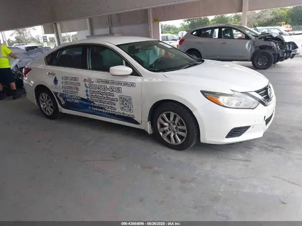 1N4AL3AP6JC474937 2018 NISSAN ALTIMA - Image 1