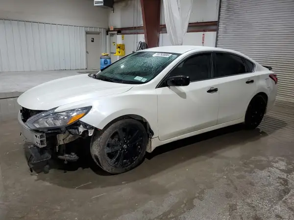 1N4AL3AP6JC475201 2018 NISSAN ALTIMA - Image 1