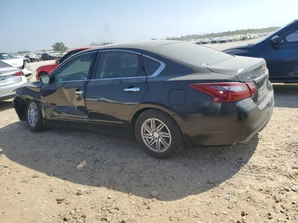 1N4AL3AP6JC475599 2018 NISSAN ALTIMA - Image 2