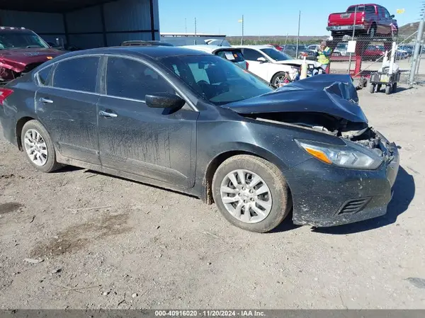 1N4AL3AP6JC475795 2018 NISSAN ALTIMA - Image 1