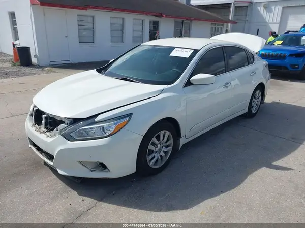 1N4AL3AP6JC477515 2018 NISSAN ALTIMA - Image 2