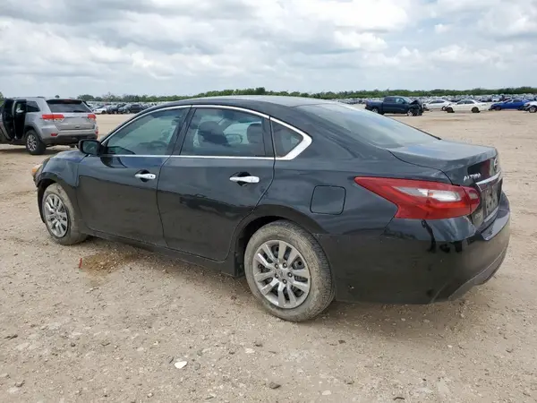 1N4AL3AP6JC478521 2018 NISSAN ALTIMA - Image 2