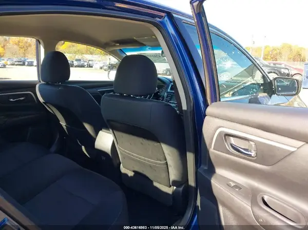 1N4AL3AP6JC479569 2018 NISSAN ALTIMA - Image 8