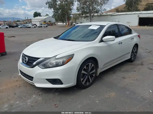 1N4AL3AP7GC112270 2016 NISSAN ALTIMA - Image 2