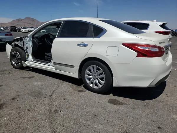 1N4AL3AP7GC112298 2016 NISSAN ALTIMA - Image 2