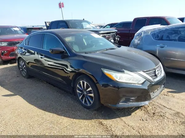 1N4AL3AP7GC115511 2016 NISSAN ALTIMA - Image 1