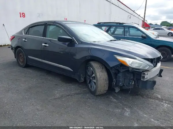 1N4AL3AP7GC121177 2016 NISSAN ALTIMA - Image 1