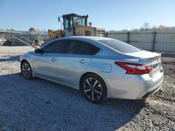 1N4AL3AP7GC121681 2016 NISSAN ALTIMA - Image 2