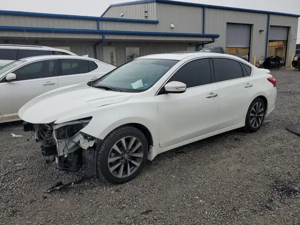 1N4AL3AP7GC121776 2016 NISSAN ALTIMA - Image 1