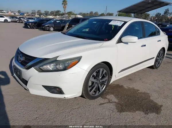 1N4AL3AP7GC123365 2016 NISSAN ALTIMA - Image 2