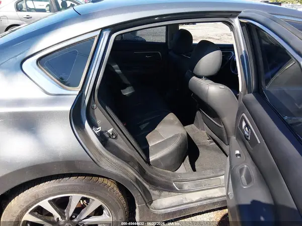 1N4AL3AP7GC123737 2016 NISSAN ALTIMA - Image 8