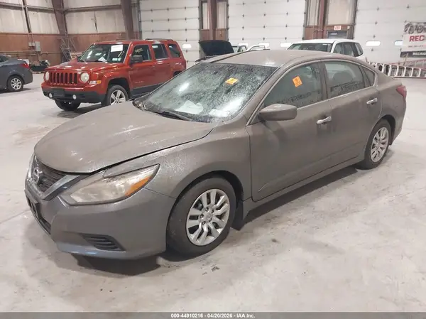 1N4AL3AP7GC124645 2016 NISSAN ALTIMA - Image 2