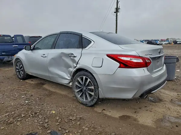 1N4AL3AP7GC131577 2016 NISSAN ALTIMA - Image 2