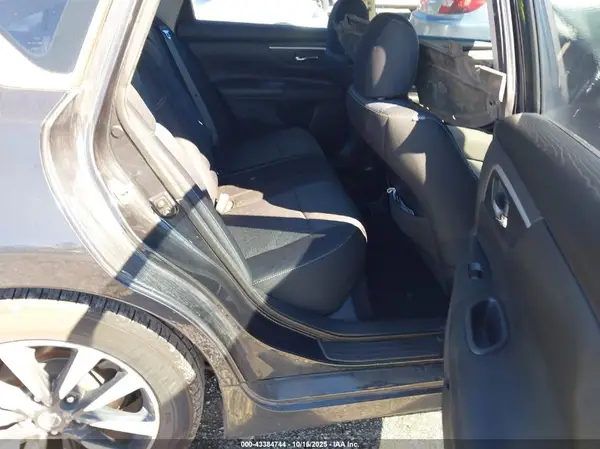 1N4AL3AP7GC139520 2016 NISSAN ALTIMA - Image 8