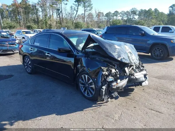 1N4AL3AP7GC142319 2016 NISSAN ALTIMA - Image 1