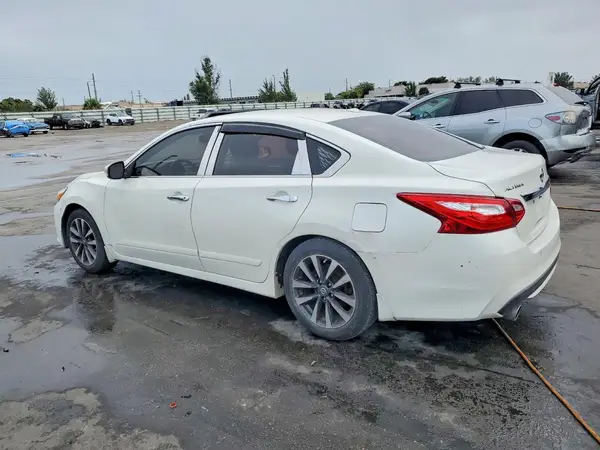 1N4AL3AP7GC142885 2016 NISSAN ALTIMA - Image 2
