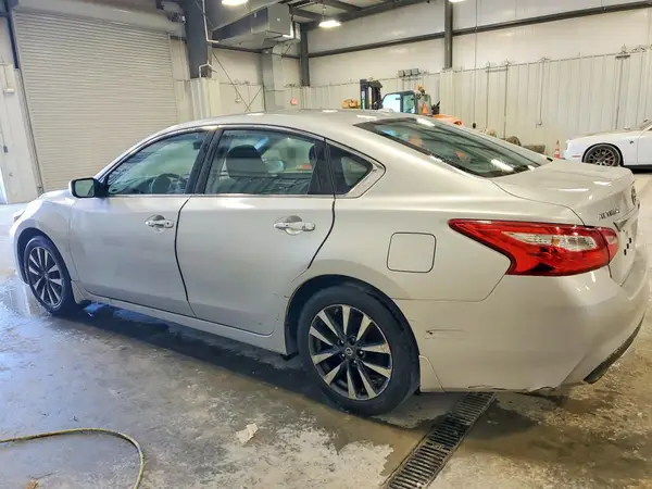 1N4AL3AP7GC145513 2016 NISSAN ALTIMA - Image 2