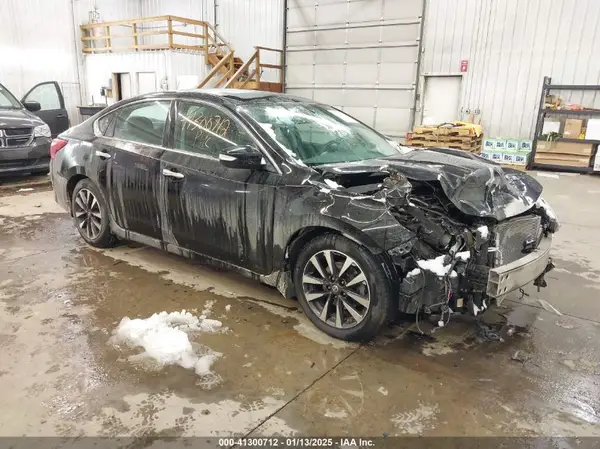 1N4AL3AP7GC152817 2016 NISSAN ALTIMA - Image 1