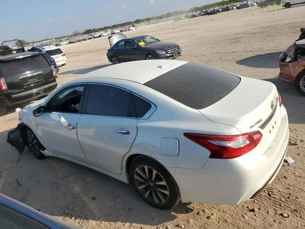 1N4AL3AP7GC161016 2016 NISSAN ALTIMA - Image 2