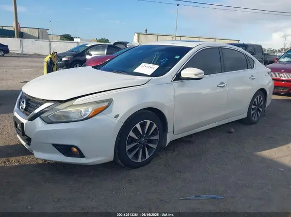 1N4AL3AP7GC161159 2016 NISSAN ALTIMA - Image 2