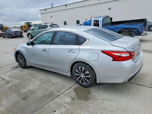 1N4AL3AP7GC162683 2016 NISSAN ALTIMA - Image 2