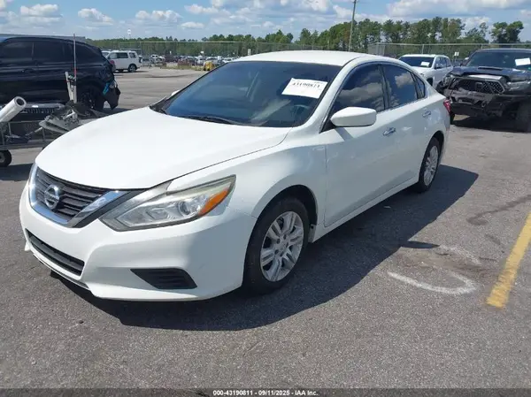 1N4AL3AP7GC163512 2016 NISSAN ALTIMA - Image 2