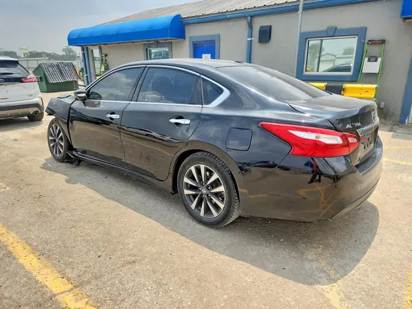 1N4AL3AP7GC163865 2016 NISSAN ALTIMA - Image 2