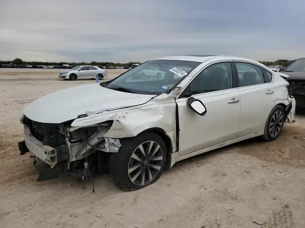 1N4AL3AP7GC166975 2016 NISSAN ALTIMA - Image 1