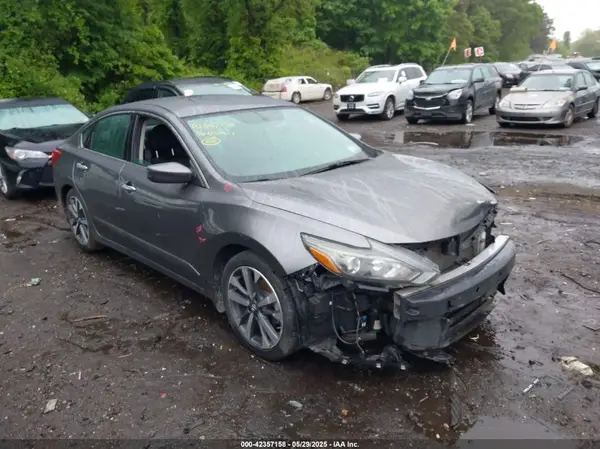 1N4AL3AP7GC167592 2016 NISSAN ALTIMA - Image 1