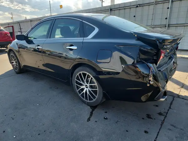 1N4AL3AP7GC168273 2016 NISSAN ALTIMA - Image 2