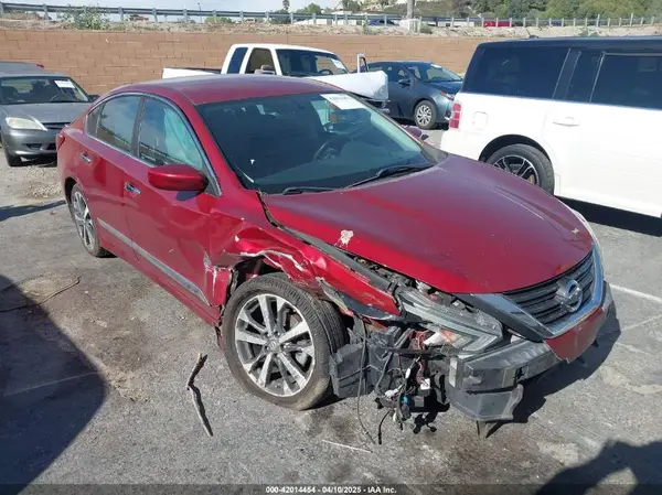 1N4AL3AP7GC169682 2016 NISSAN ALTIMA - Image 1