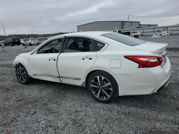 1N4AL3AP7GC172677 2016 NISSAN ALTIMA - Image 2