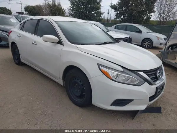 1N4AL3AP7GC176776 2016 NISSAN ALTIMA - Image 1