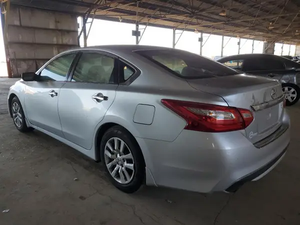 1N4AL3AP7GC186188 2016 NISSAN ALTIMA - Image 2
