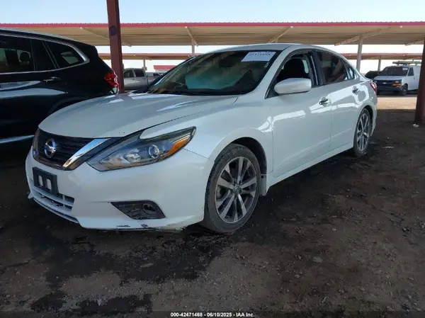 1N4AL3AP7GC194064 2016 NISSAN ALTIMA - Image 2