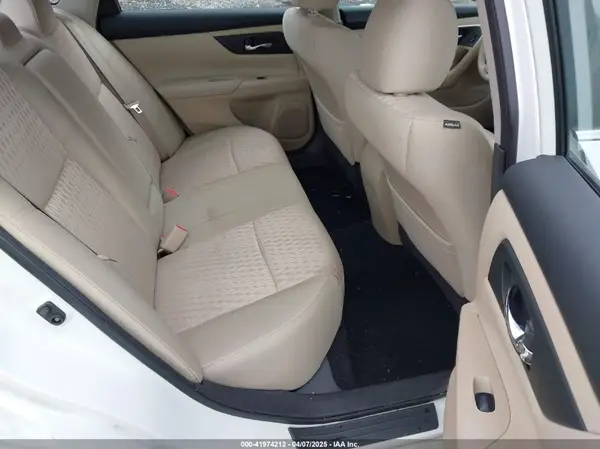 1N4AL3AP7GC205080 2016 NISSAN ALTIMA - Image 8