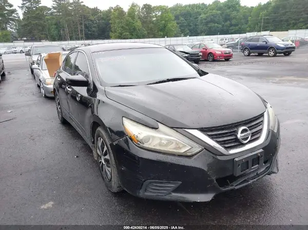 1N4AL3AP7GC205256 2016 NISSAN ALTIMA - Image 1