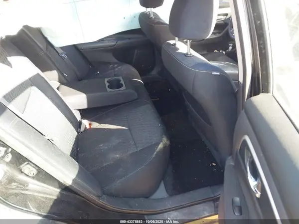 1N4AL3AP7GC208805 2016 NISSAN ALTIMA - Image 8