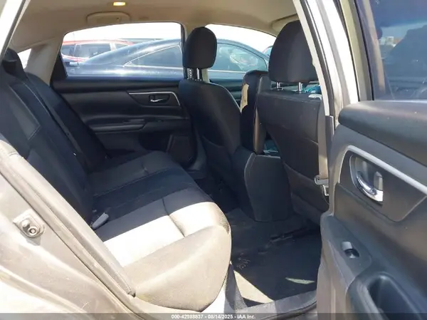 1N4AL3AP7GC209095 2016 NISSAN ALTIMA - Image 8