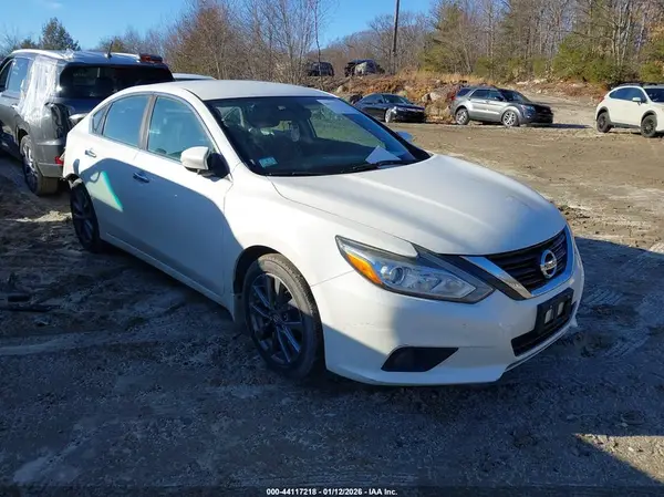 1N4AL3AP7GC209355 2016 NISSAN ALTIMA - Image 1
