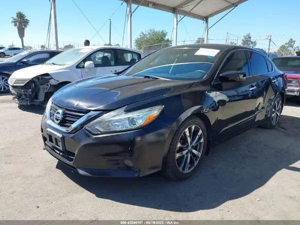1N4AL3AP7GC209713 2016 NISSAN ALTIMA - Image 2