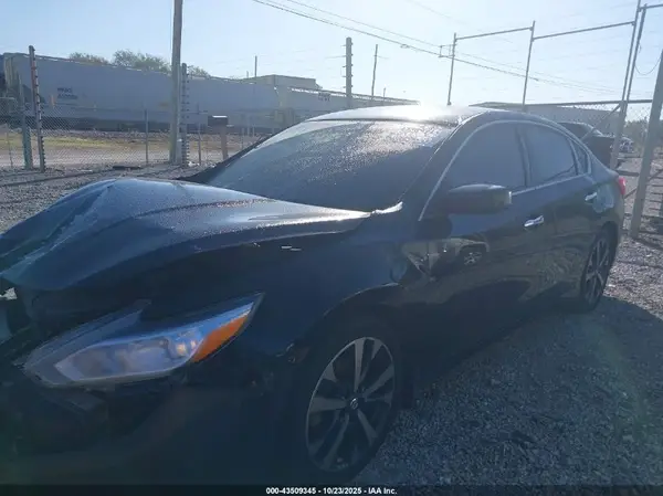 1N4AL3AP7GC209808 2016 NISSAN ALTIMA - Image 2