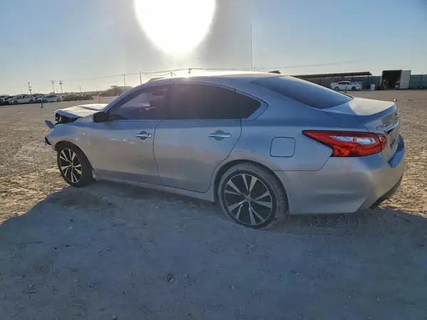 1N4AL3AP7GC217097 2016 NISSAN ALTIMA - Image 2