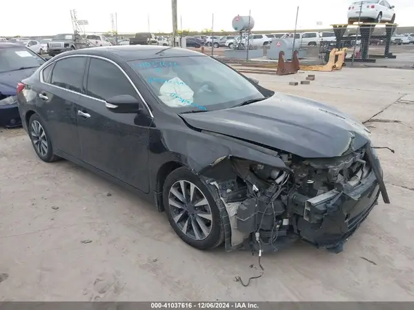 1N4AL3AP7GC218427 2016 NISSAN ALTIMA - Image 1